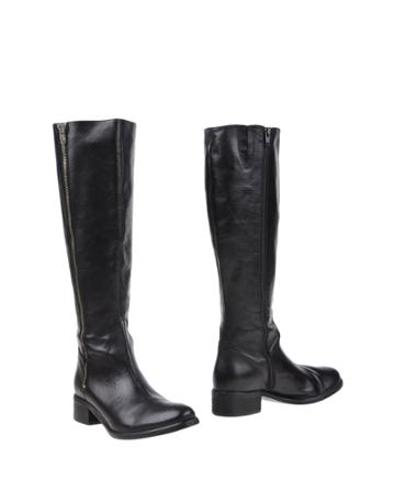 Luzzi Boots