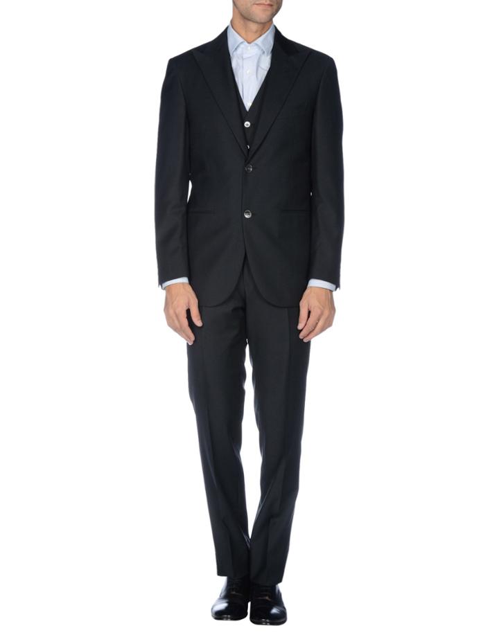 Set Suits
