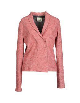 Niu' Blazers