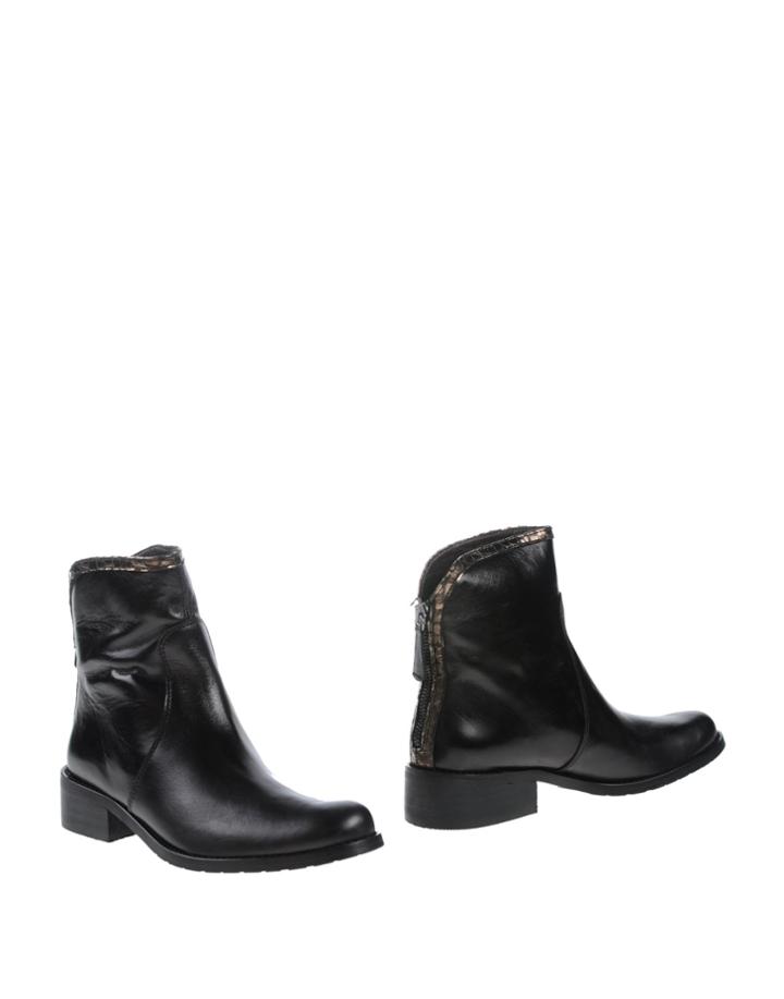 Estefania Marco Ankle Boots