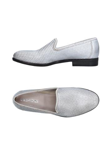 Kei-nezz Loafers