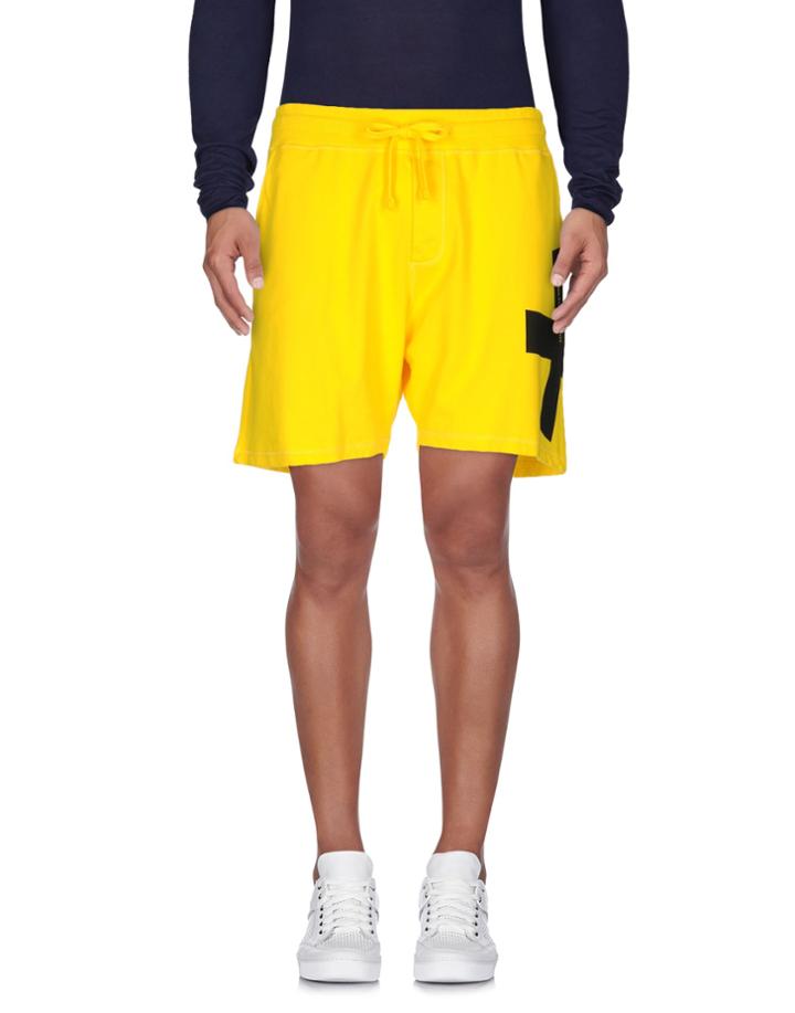 Comme Des Fuckdown Shorts