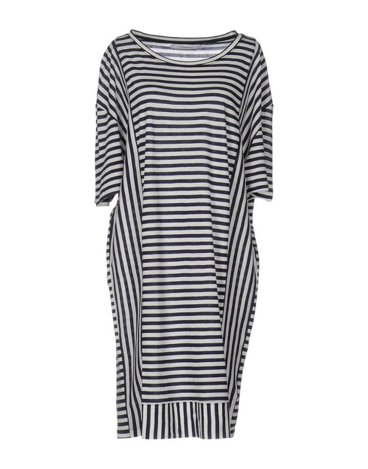 .essential Knee-length Dresses