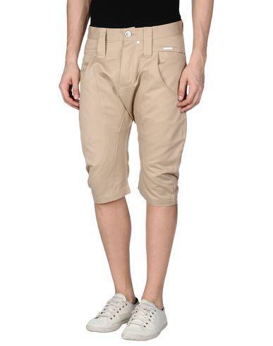 Hum R Bermudas