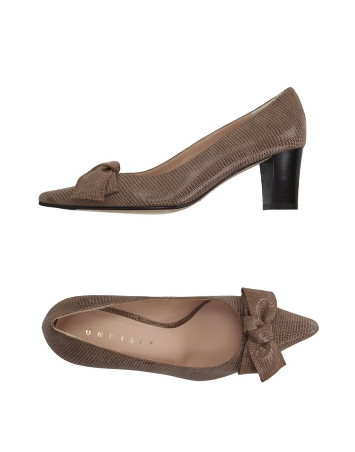 Un Tzer Pumps