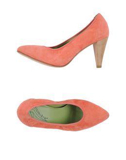 Villumiere Pumps