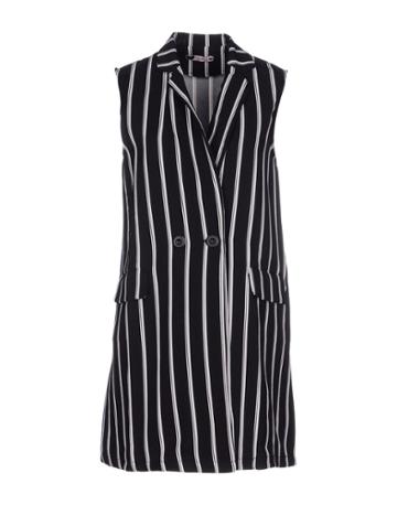 Baguette. Overcoats