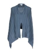 Magliaro Capes