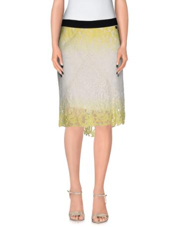 Tirdy Knee Length Skirts