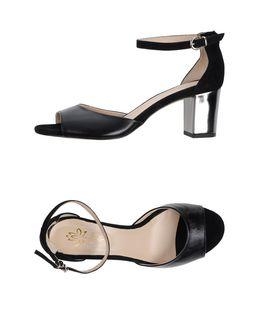 Tous La V E Sandals