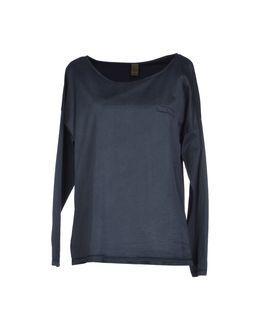 Jijil T-shirts