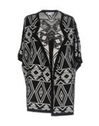 Alphamoment Capes & Ponchos