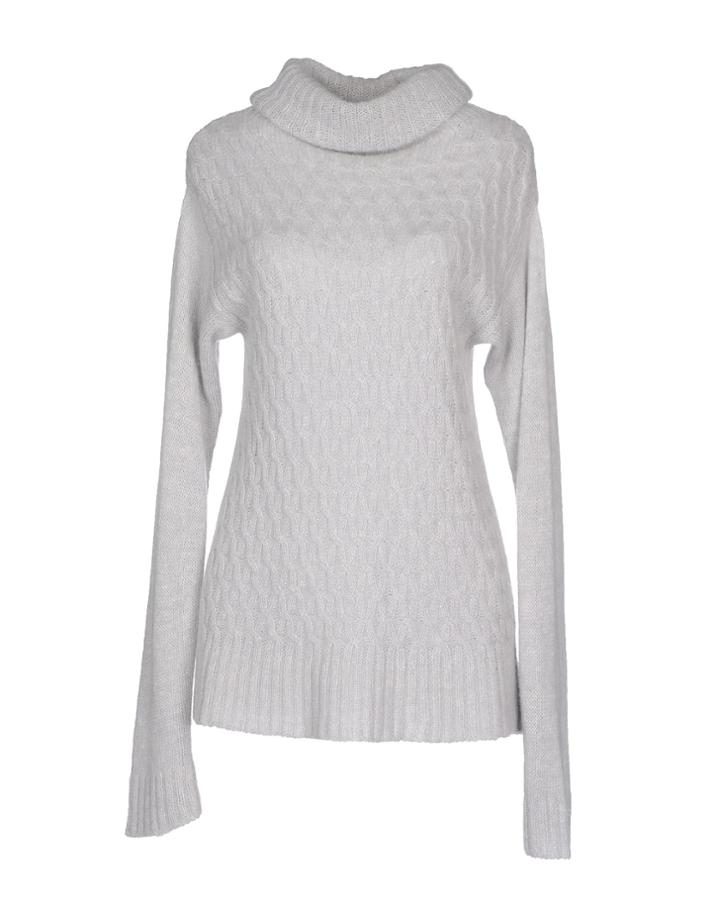 Qbe Turtlenecks