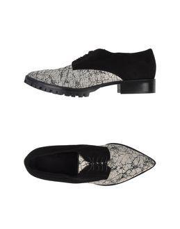 Best + Lace-up Shoes