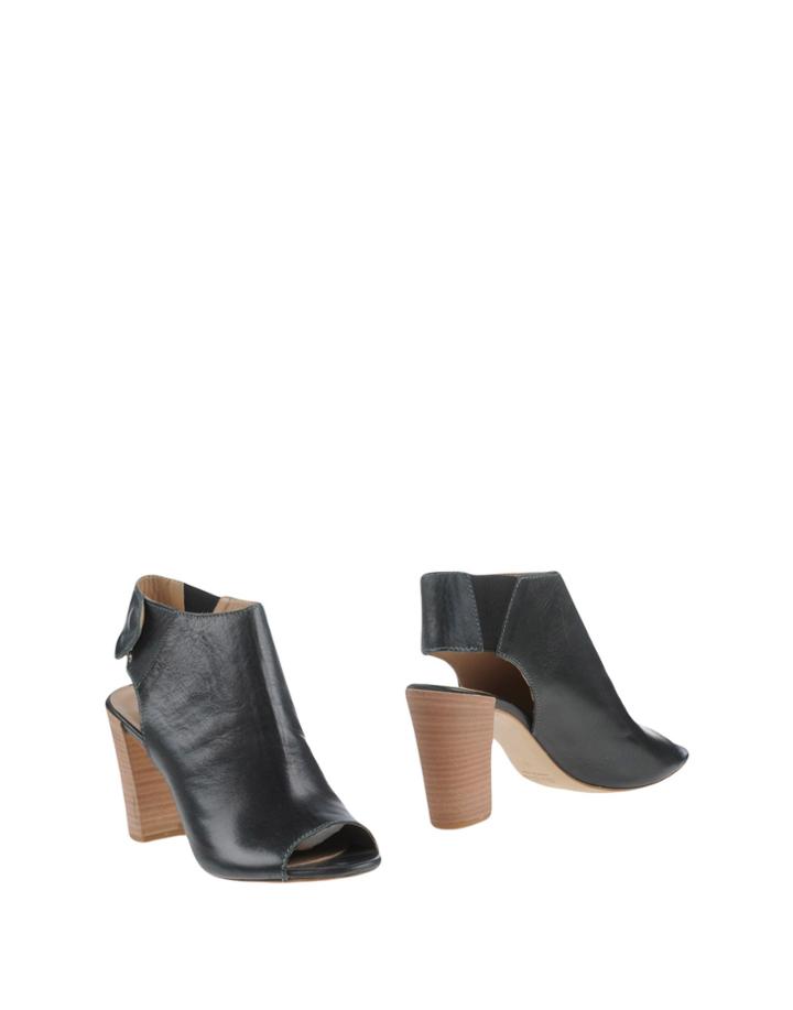 Icon Lab 1961 Ankle Boots