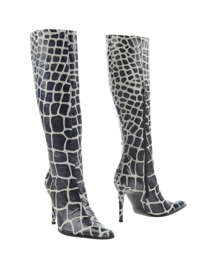 Dibrera Boots
