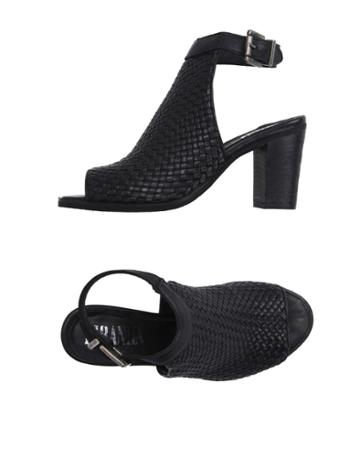 Piranha Sandals