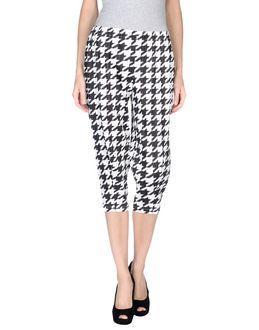 Pleats Please Issey Miyake 3/4-length Shorts