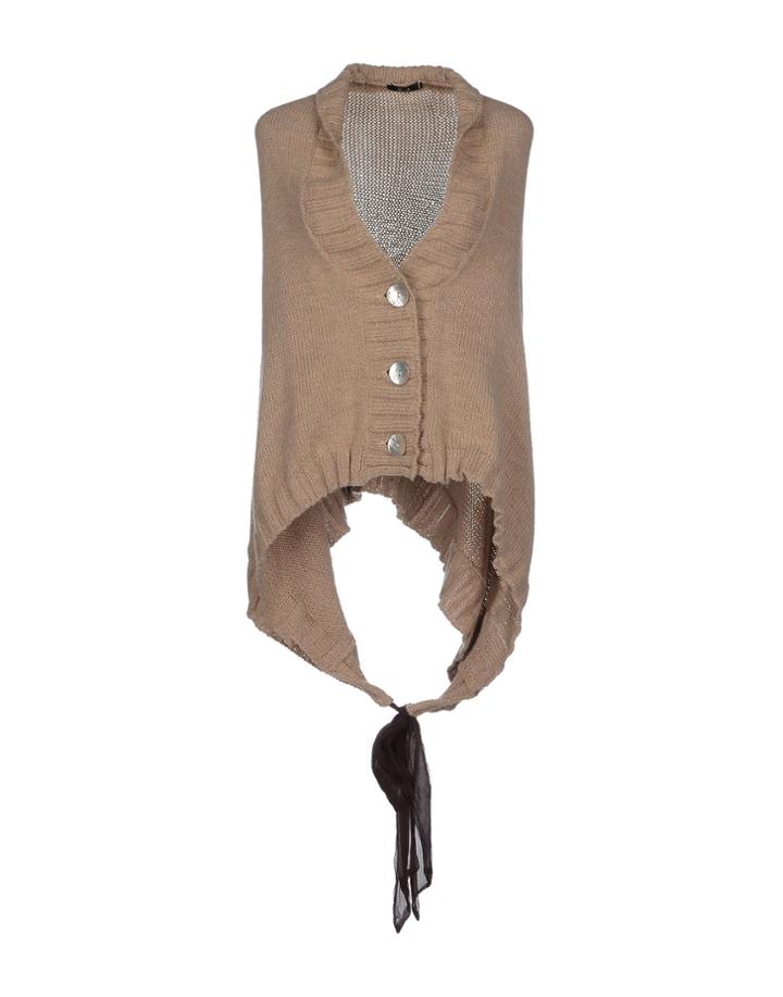 Suerte Capes & Ponchos