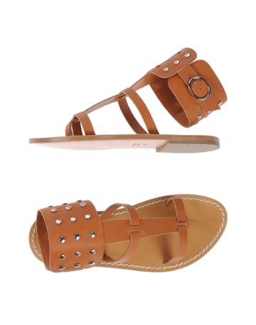 18 Kt Toe Strap Sandals