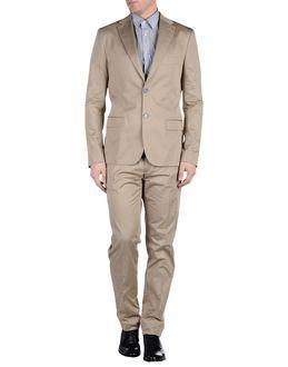 Royal Hem Suits