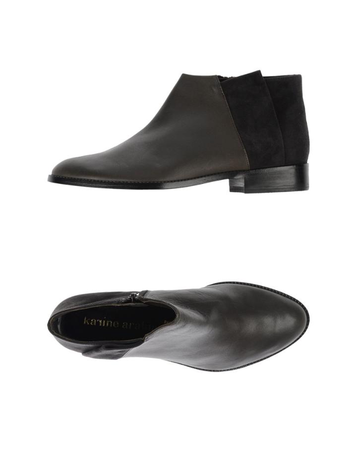 Karine Arabian Sneakers