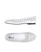 Shake Ballet Flats
