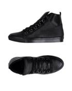 Amore Sneakers