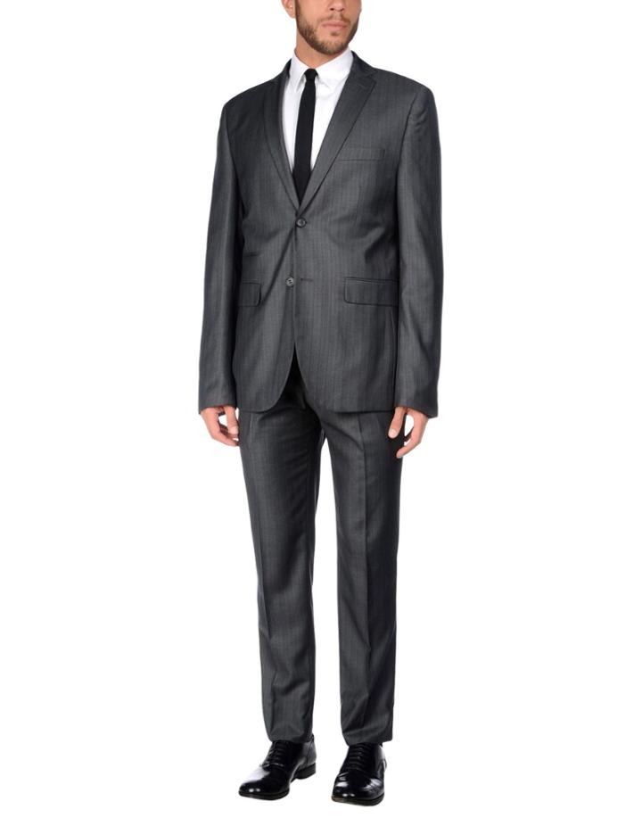 Gaudi' Suits
