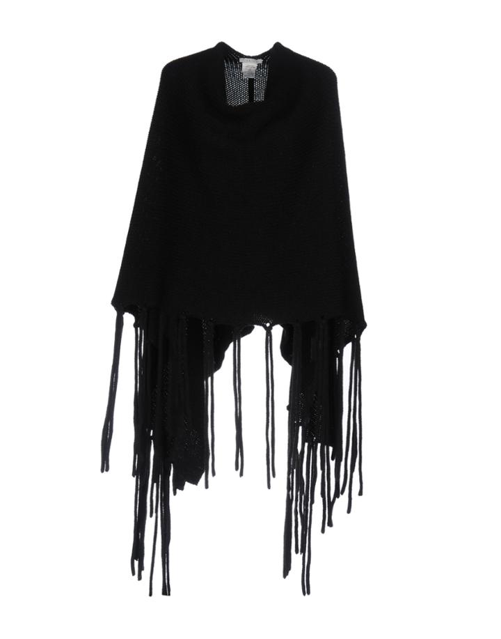 Eleonora Re Capes & Ponchos
