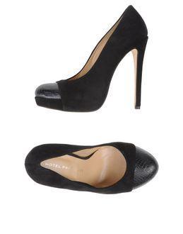 Hotel Particulier Pumps