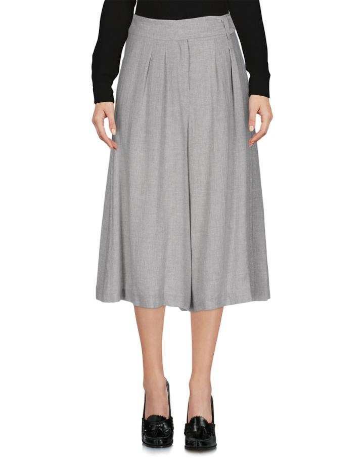 Maison Kitsun  3/4-length Shorts