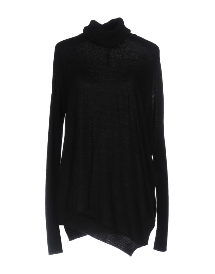 Pois Turtlenecks
