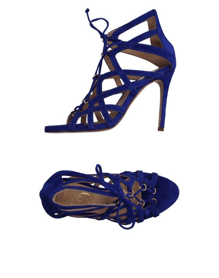 Chiara D. Sandals