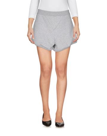 Capsule Shorts