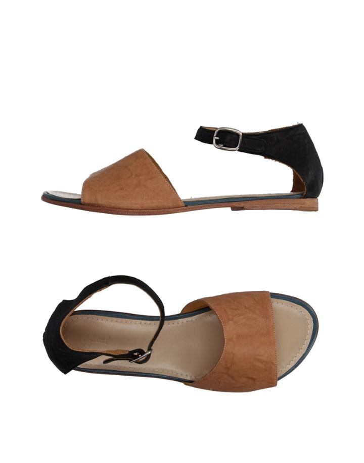 Esqu Vel Sandals