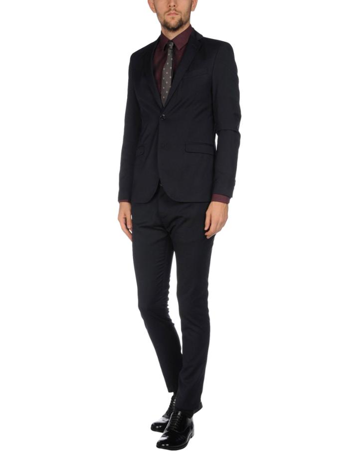 Illogico Suits