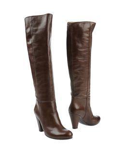 Janet & Janet Boots