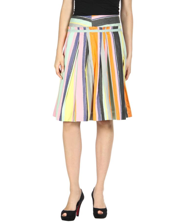 Min  Perhonen Knee Length Skirts