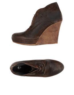 Le Scarpe Di Lou Lace-up Shoes