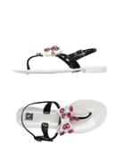 Colors Of California Toe Strap Sandals