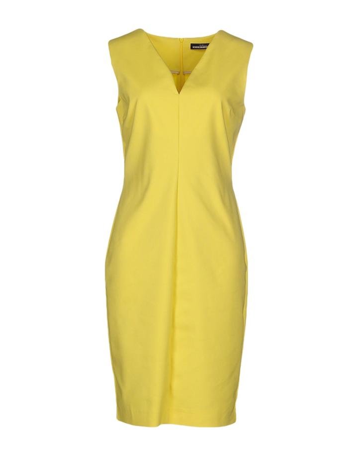 Miss Virtual Knee-length Dresses