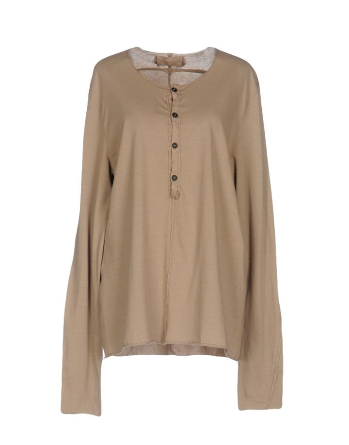 Nicolas York T-shirts