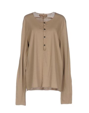 Nicolas York T-shirts