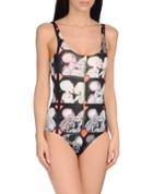 Ultra'chic One-piece Swimsuits