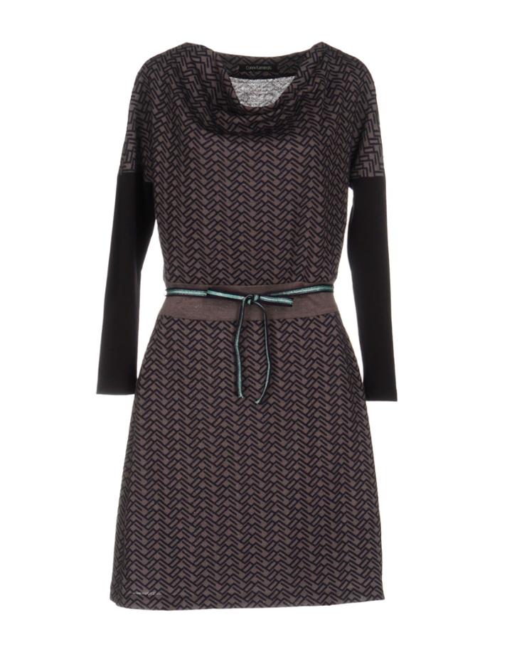 Conni Kaminski Short Dresses