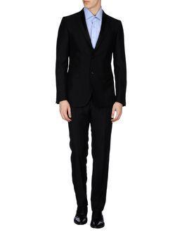 Lab. Pal Zileri Suits