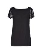 Bea T-shirts