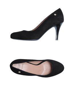 Gf Ferre' Pumps
