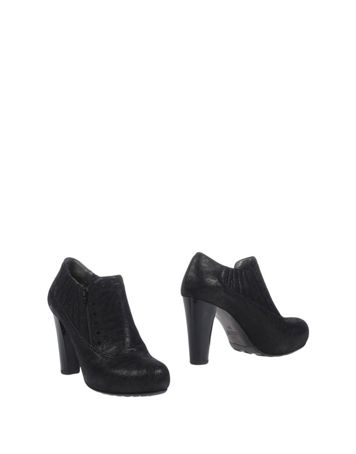 Ilasio Renzoni&reg; Booties